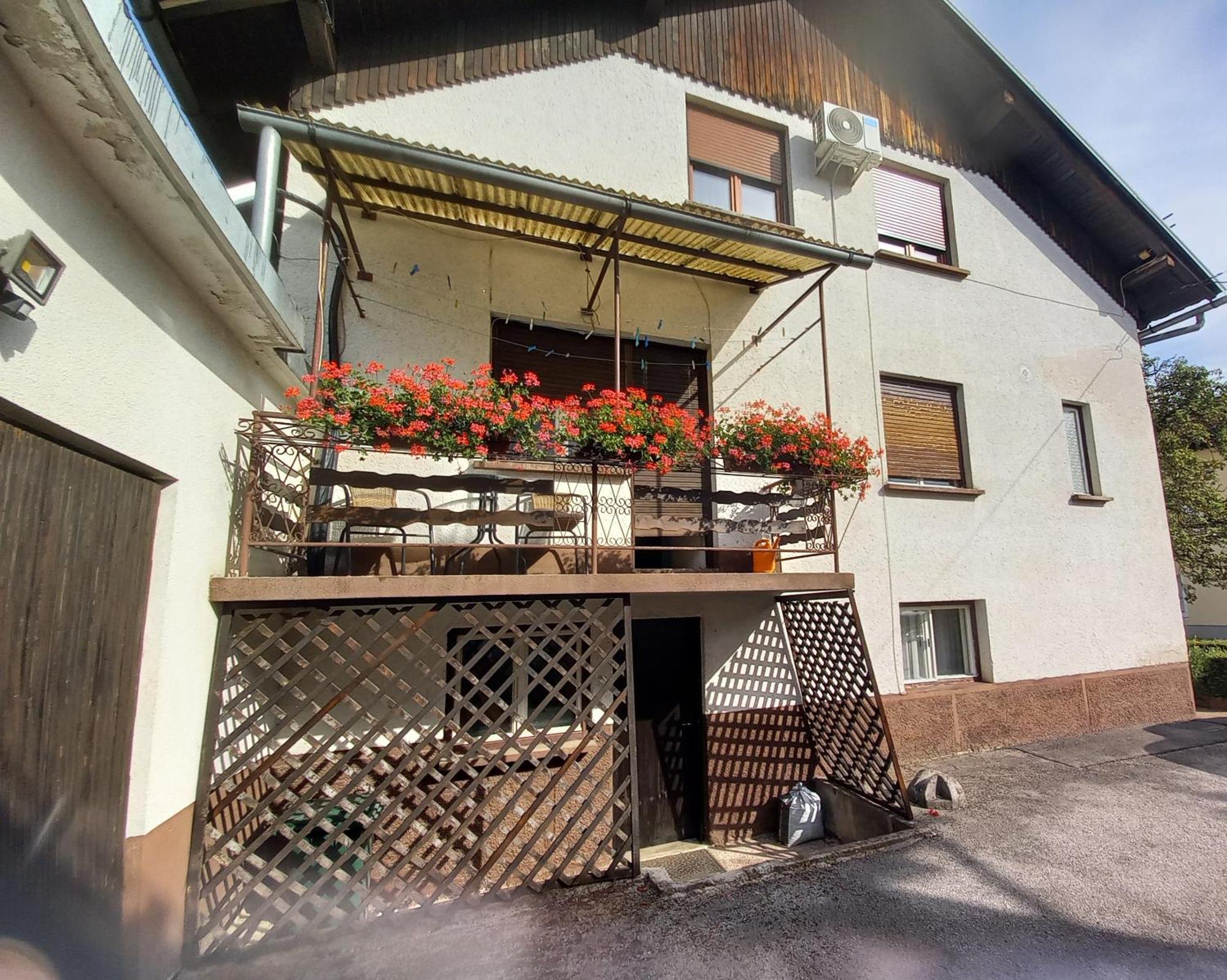 Rooms Apartma 采尔克尼察 外观 照片